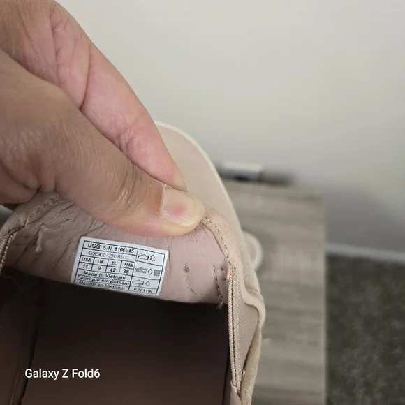 UGG Women’s Slip-On Sneakers Size 11 Pink Suede Casual Comfort Loafers Flats - Picture 7 of 9